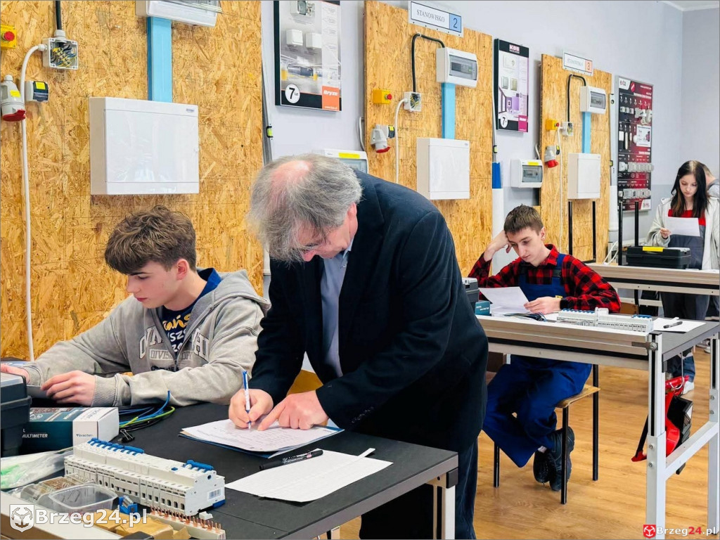 Młodzi elektrycy rywalizowali w Brzegu