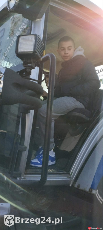 Uczniowie z Olszanki w koszarach