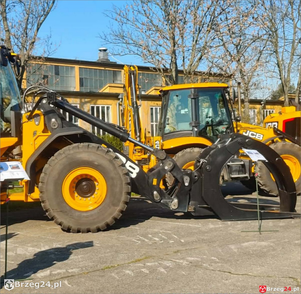 Uczniowie z Olszanki w koszarach