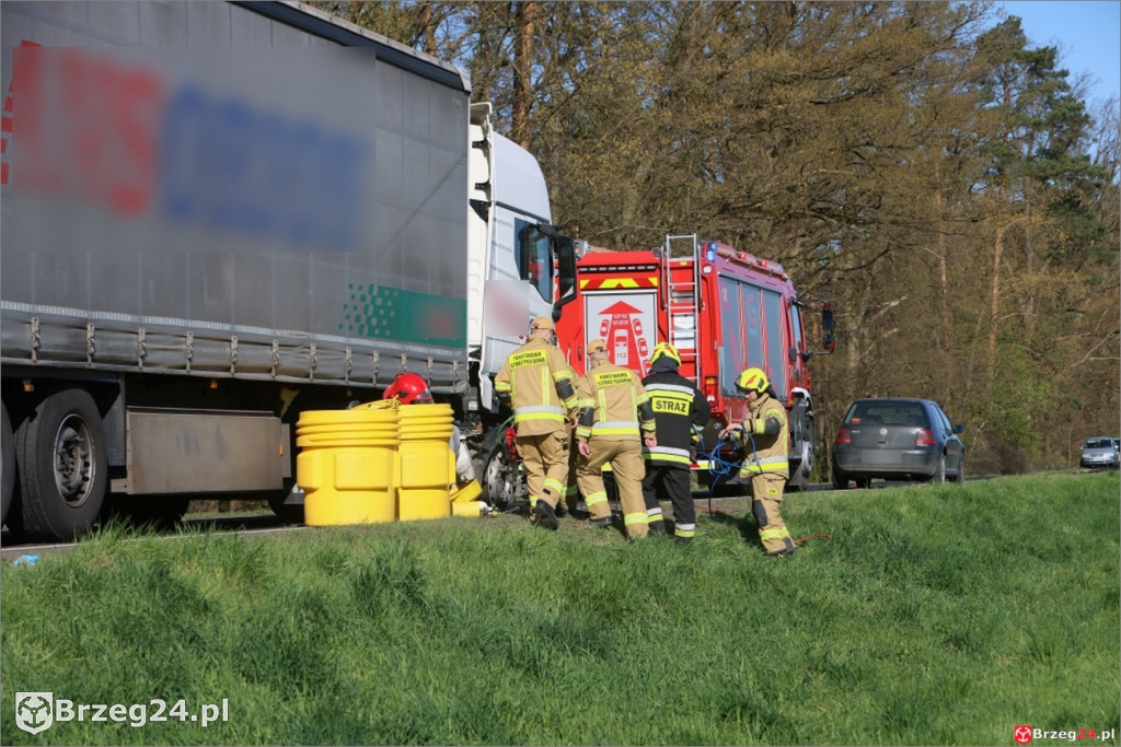 Fiat panda i ciężarówka