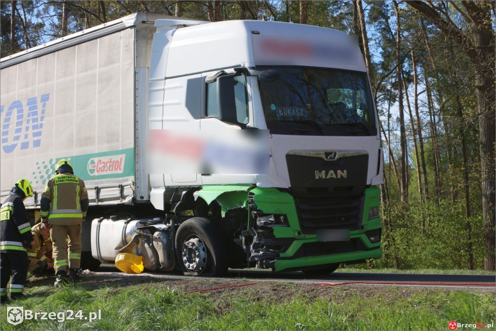 Fiat panda i ciężarówka