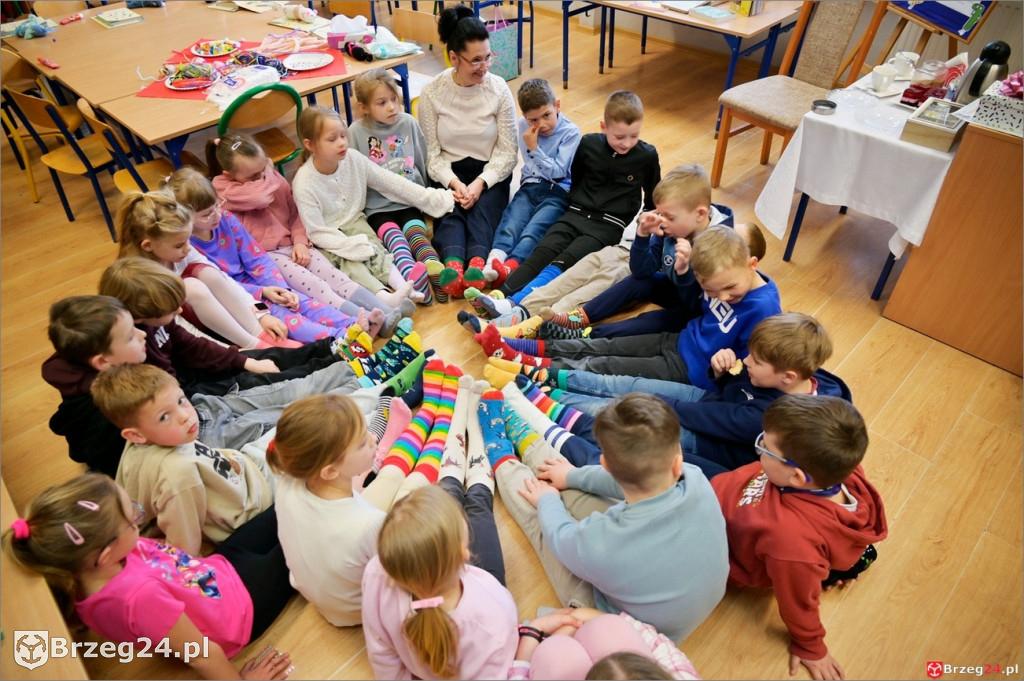 Skarpetki ożyły w brzeskiej „Ósemce