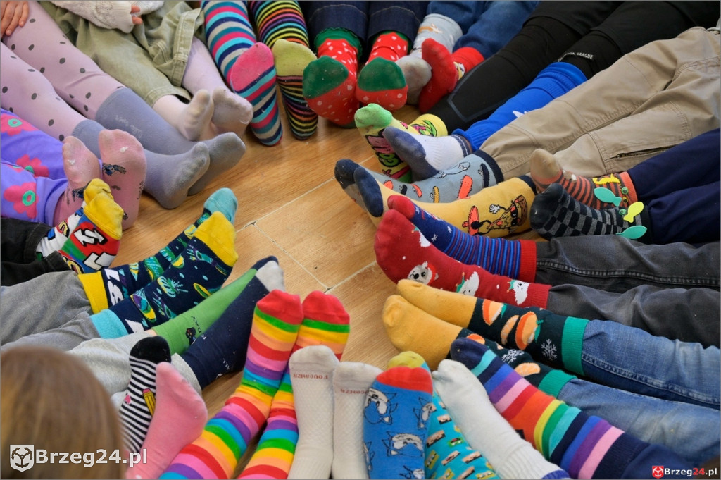 Skarpetki ożyły w brzeskiej „Ósemce