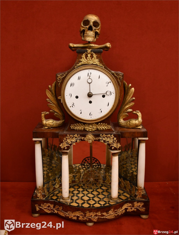 Nowa wystawa w zamku - zegary