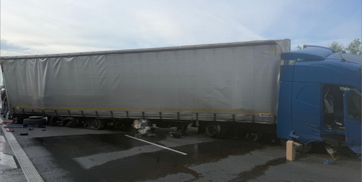 Paraliż na A4 pod Brzegiem