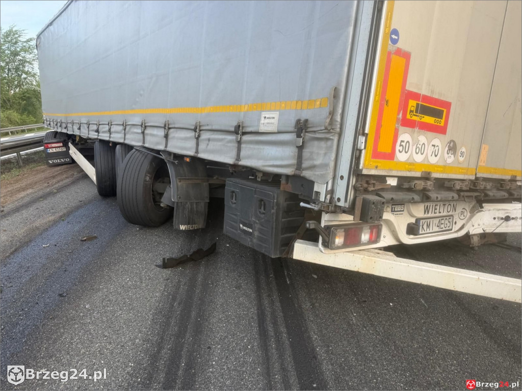 Paraliż na A4 pod Brzegiem