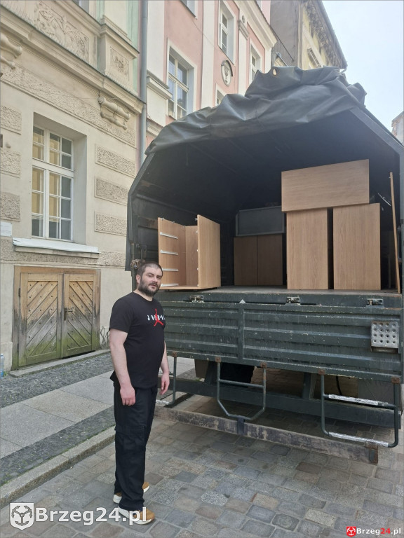 Punkt Pomocy Kryzysowej  przeniesiony na Jabłkową