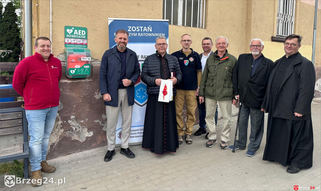 Już pięć defibrylatorów  w gminie Lewin Brzeski
