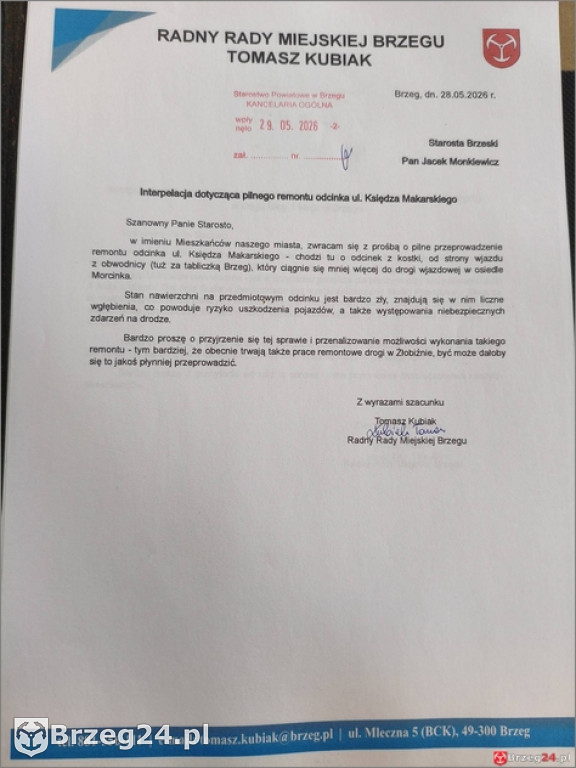 Pycha władzy po brzesku. Starosta poucza radnego