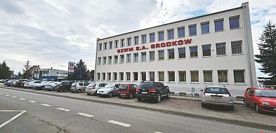 Największy pracodawca w Grodkowie uspokaja pracowników. To restrukturyzacja