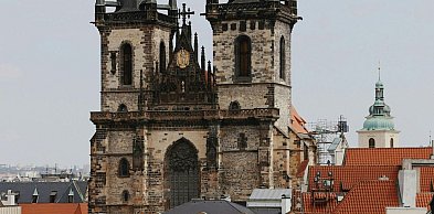 Wycieczki Szklarska Poręba - czy warto wybrać się do Pragi?