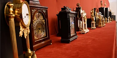 Zegary, które opowiadają historię.  Nowa wystawa w zamku