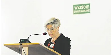Dwie podwyżki dla siebie samej w jednej uchwale Jaskólskiej-Palus