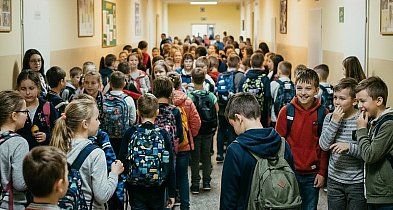 Najpierw przemoc, potem obojętność Historia chłopca, która nie daje spokoju