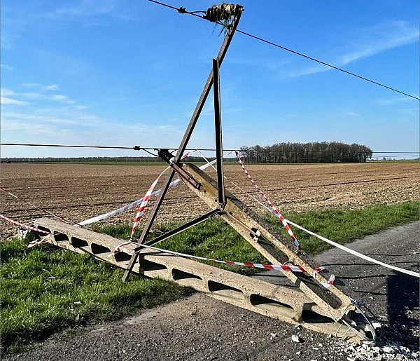 Dariusz Gajewski zniszczył słup wysokiego napięcia pod Starowicami