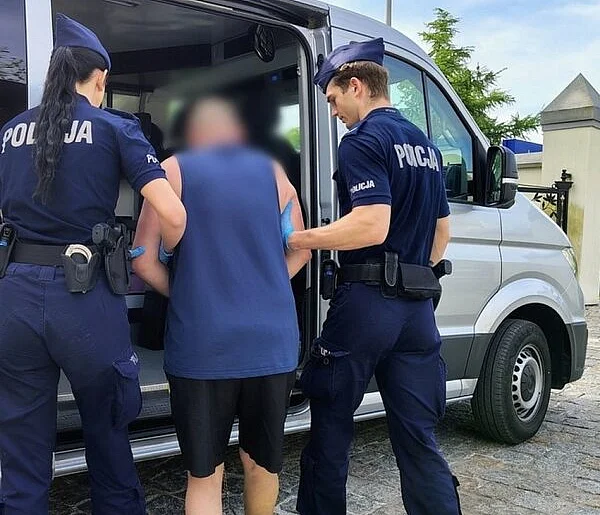 Groził partnerce, teraz odpowie. Koniec ukrywania się. 47-latek zatrzymany