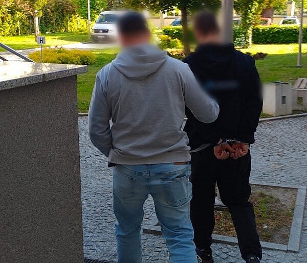 Wrócił na urlop z zagranicy. Od razu wpadł. Poszukiwany 29-latek zatrzymany