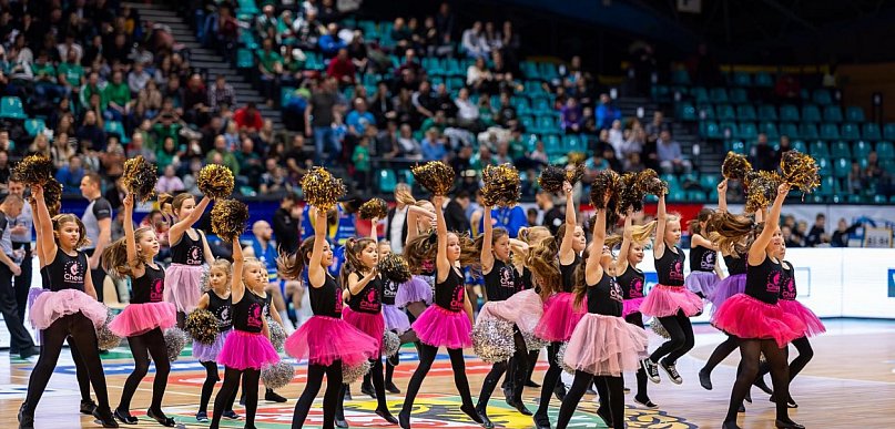  Akademia Cheerleaderek zaprasza na najlepsze zajęcia taneczne z pomponami…