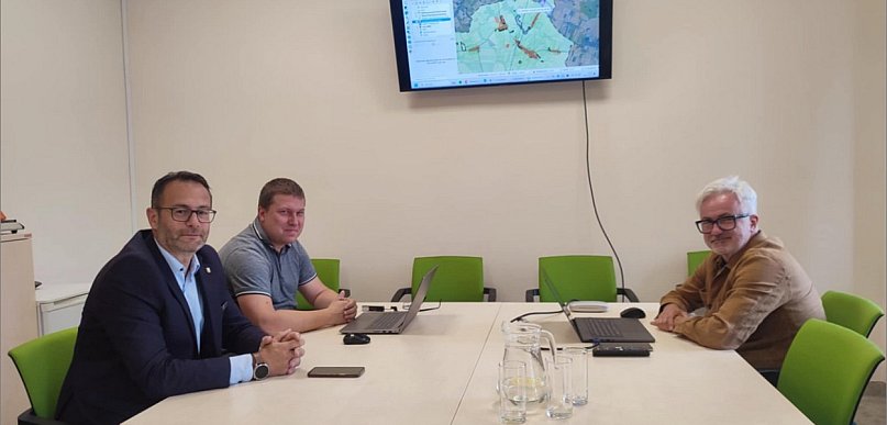 Wójt Drebschok: "Nie będzie farm wiatrowych w Gminie Olszanka"