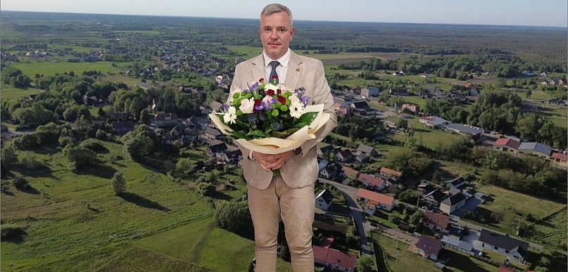 Najpierw likwidacja szkoły. Teraz podwyżka dla wójta Lubszy. Ponad 18 tys.