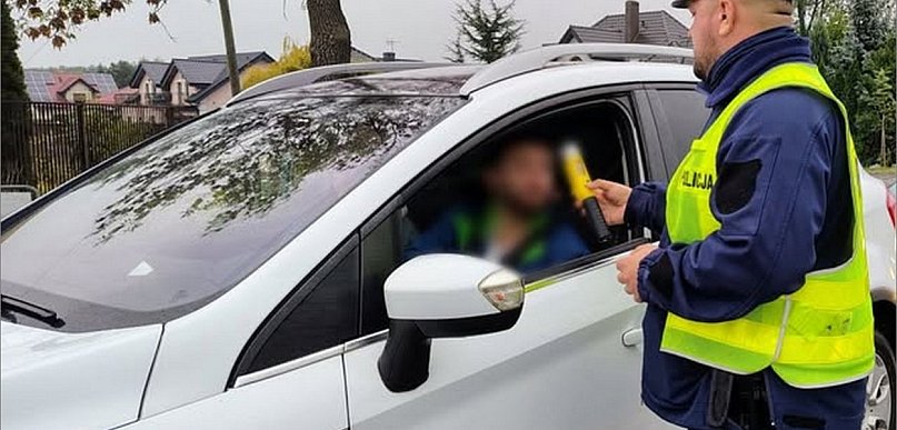 Pijani mistrzowie kierownicy. Zakaz zakazem promile promilami ale jechali