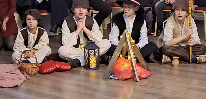 Jasełka wróciły do Pawłowa po pół wieku. Wspólne kolędowanie poruszyło mieszkańców