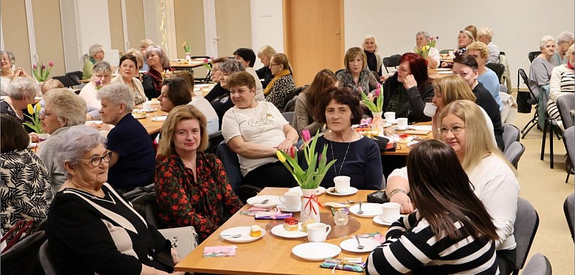 Dzień Kobiet  w Lubszy. Wójta, który zapraszał na plakacie, zabrakło