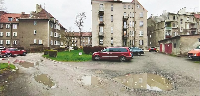 Prawie 50 lat dbał o garaż. Teraz miasto chce go wyburzyć