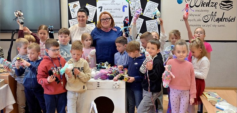 Skarpetki ożyły w brzeskiej „Ósemce”. Niezwykłe spotkanie z autorką