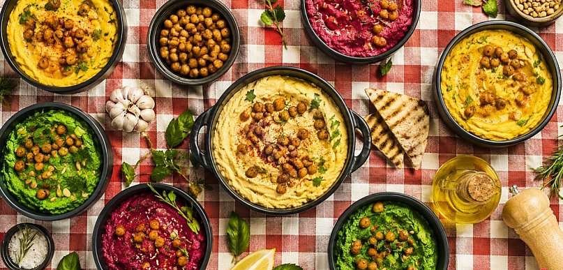 13 maja. Dzień pomocy i dzień smaku Furaha i hummus