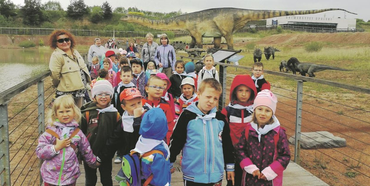 Przedszkolaki w Jura Parku