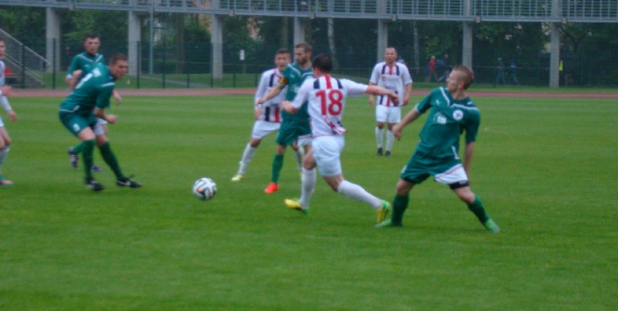 Finał Pucharu Polski w Brzegu - do przerwy 0:0