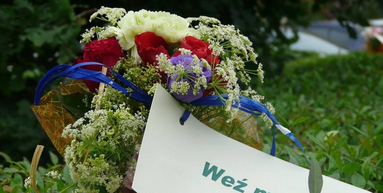 "Samotny bukiet", czyli miła niespodzianka na ulicach Brzegu