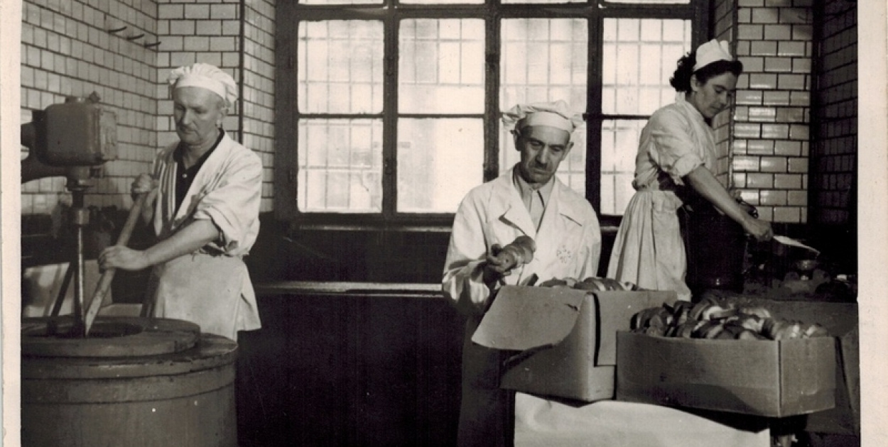  Na ulicy Zakonnic była cukiernia:  "Nazywała się Wenecja, a podziemnym…