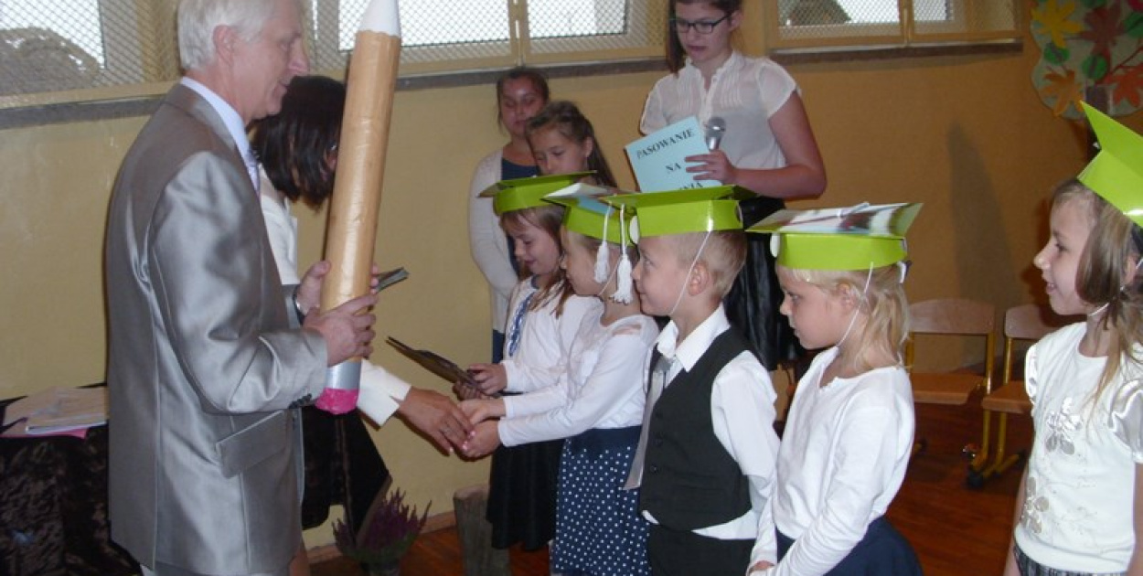  "Jesteśmy już uczniami..." - czyli o uroczystym pasowaniu na ucznia w…