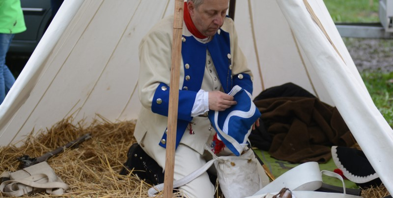 Obozowisko wojsk rekonstrukcyjnych w Brzegu [zdjęcia]