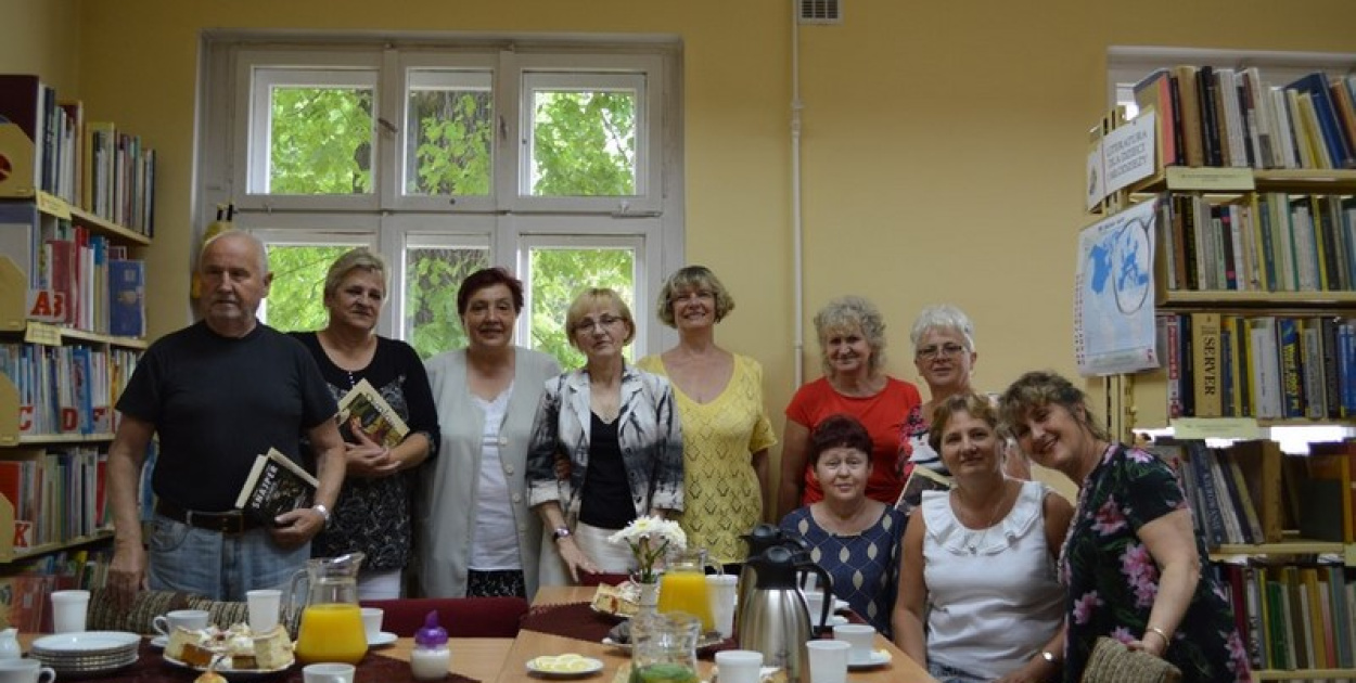 Po pierwsze, czytamy...