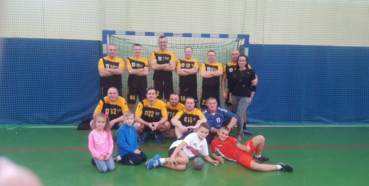  Zwycięstwem w Ustroniu grodkowscy Oldboje 4Ever Young rozpoczęli sezon…