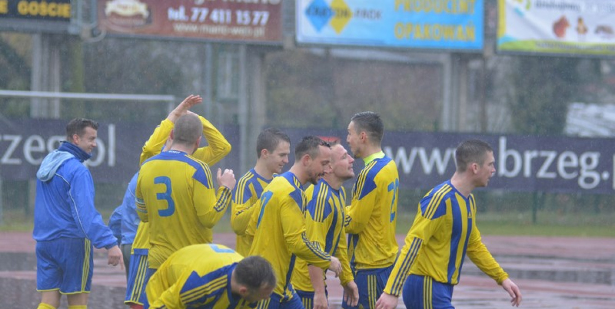  Koniec czarnej serii!!! Stal Brzeg wygrywa z Unią Turza Śląska 3:2…