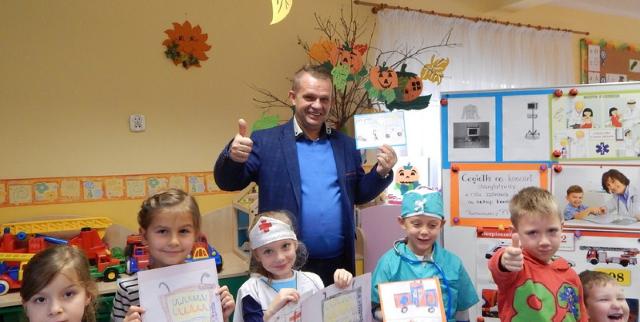 Mali wolontariusze z Przedszkola Publicznego nr 3 w Brzegu.