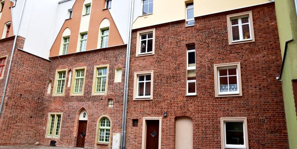 Zabytkowe kamienice w Brzegu odzyskały dawny blask