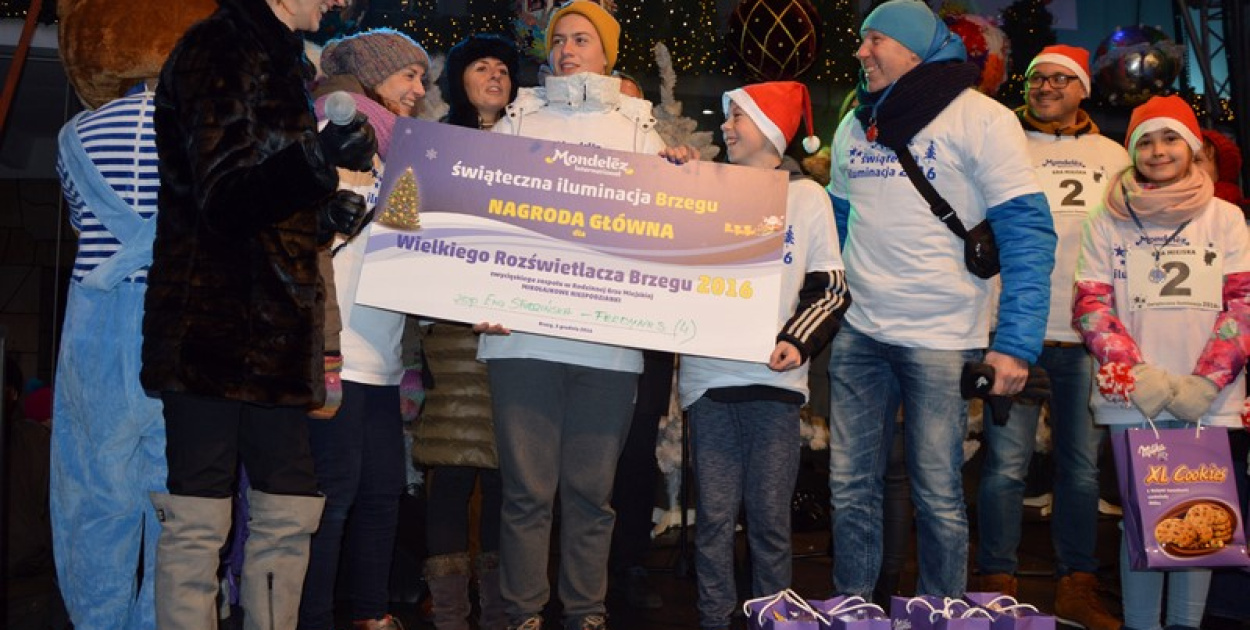 40 tysięcy światełek - Fotorelacja ze  "Świątecznej Iluminacji Brzegu"