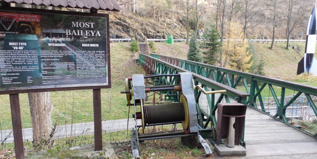  Tajemnice Sudetów cz. V - RIESE: Kompleks Rzeczka (zwany również …