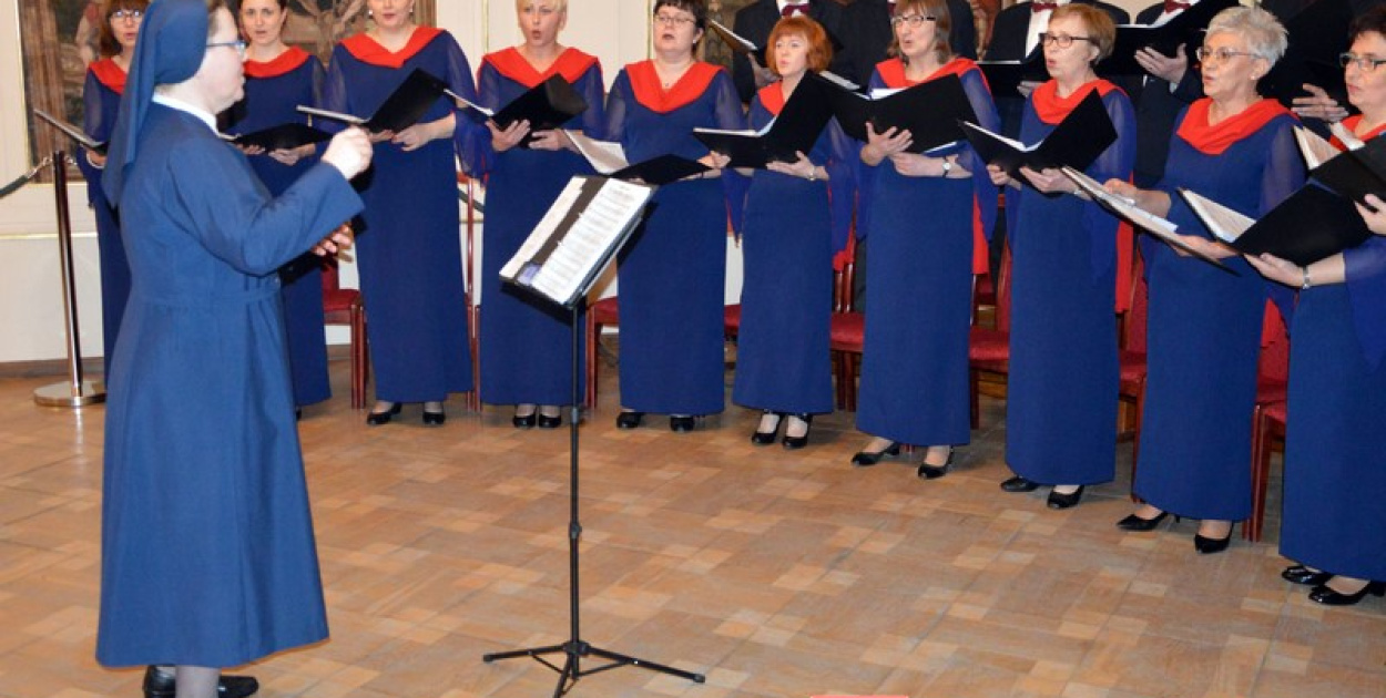 Kolędowanie z Chórem św. Maksymiliana