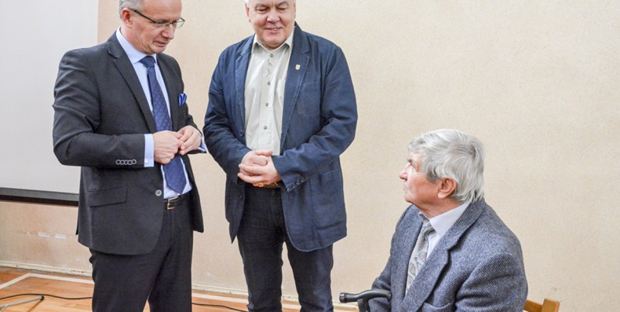  Profesor Krzysztof Szwagrzyk w ZS Centrum Kształcenia Praktycznego w…