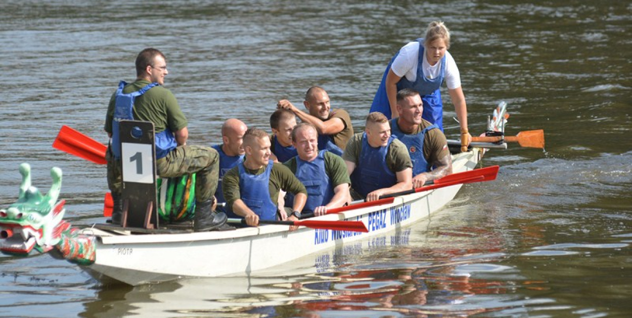 Noc świętojańska i zlot Food Track-ów w Brzegu [fotorelacja]