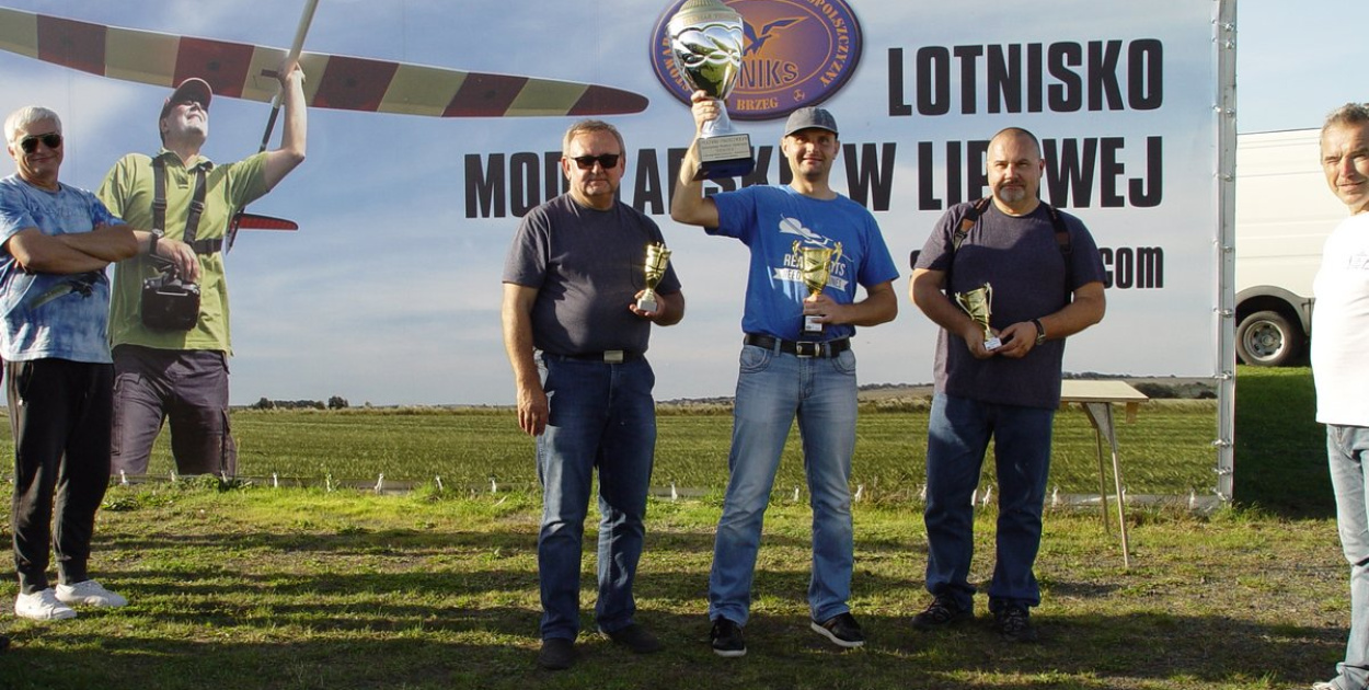 XX Puchar "FENIKSA" - finał zdalnie sterowanych modeli motoszybowców