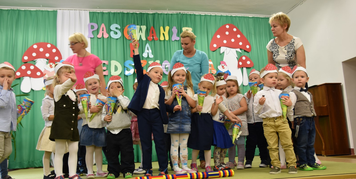  Przedszkolaczek to jest zuch, zuch nie byle jaki - Pasowanie na…