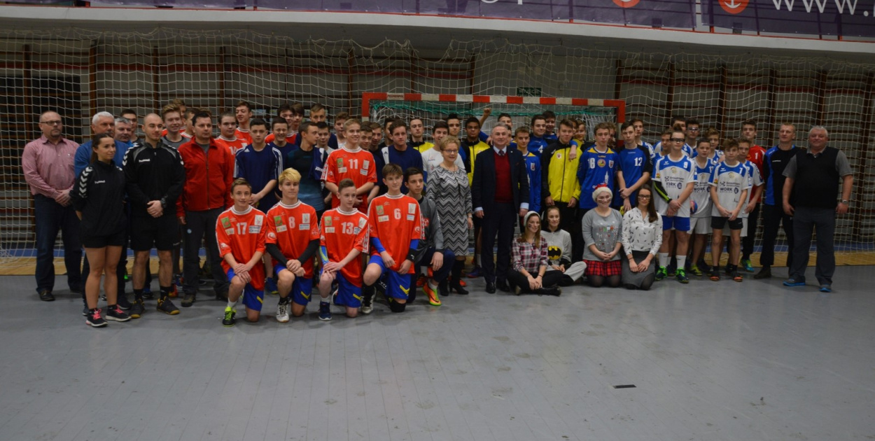 Nasi piłkarze ręczni najlepsi w województwie