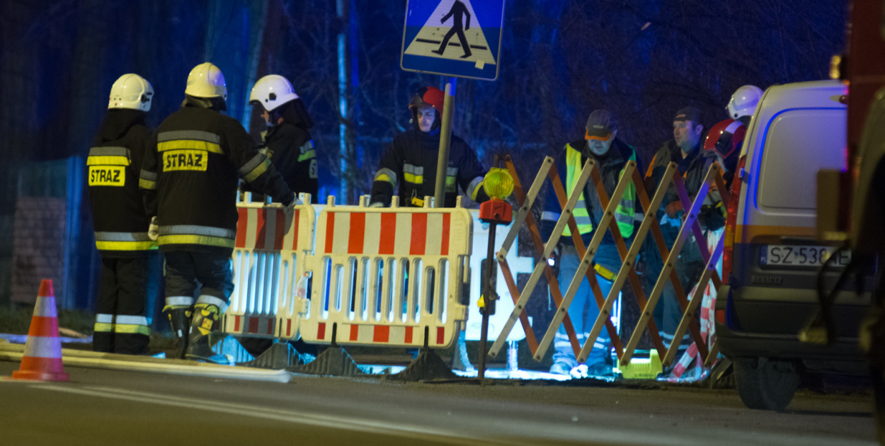 Awaria sieci gazowej w Grodkowie.  Ewakuowano 21 osób